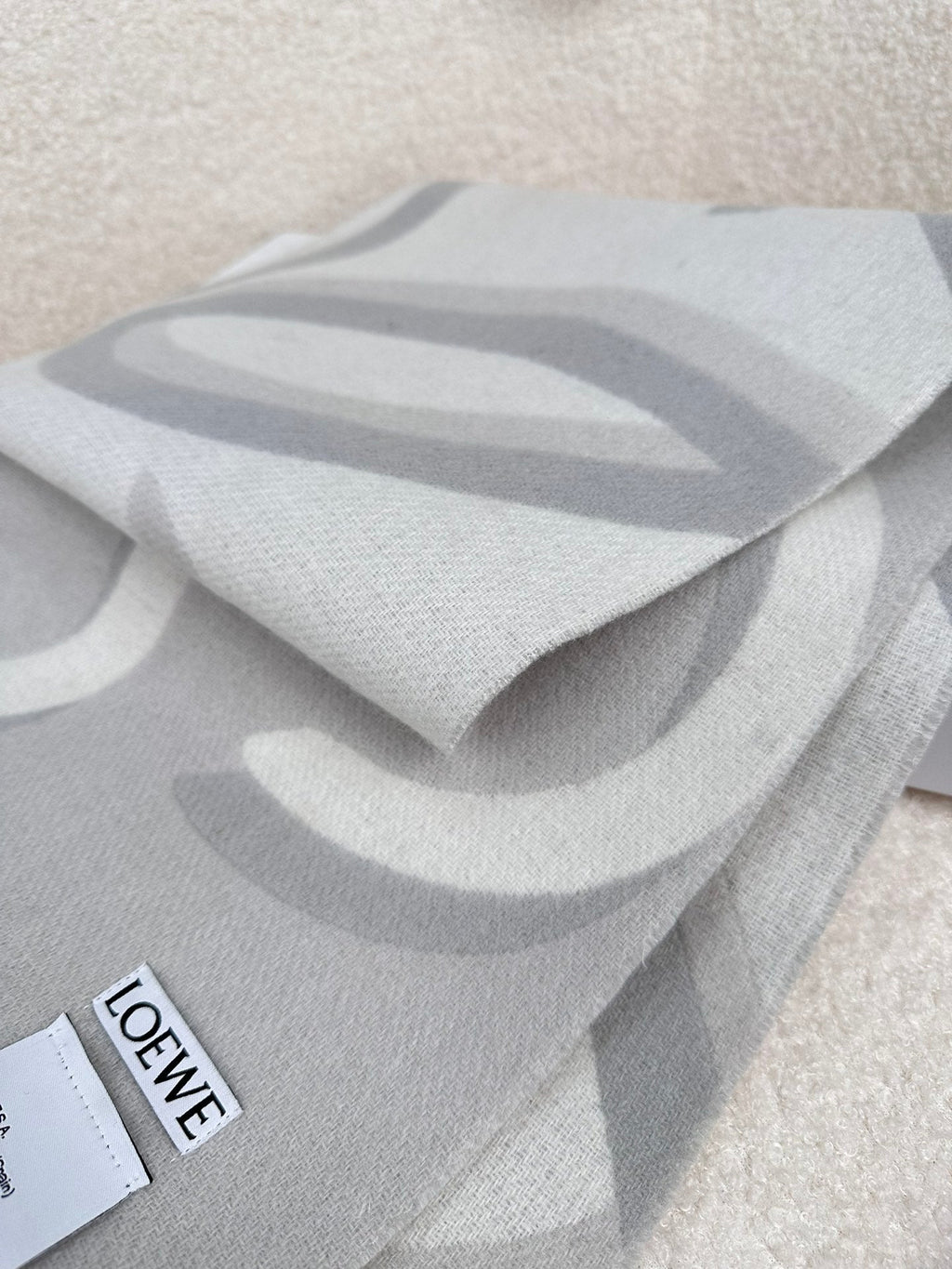LOEWE 26S SCARF 180 IN CASHMERE 508522