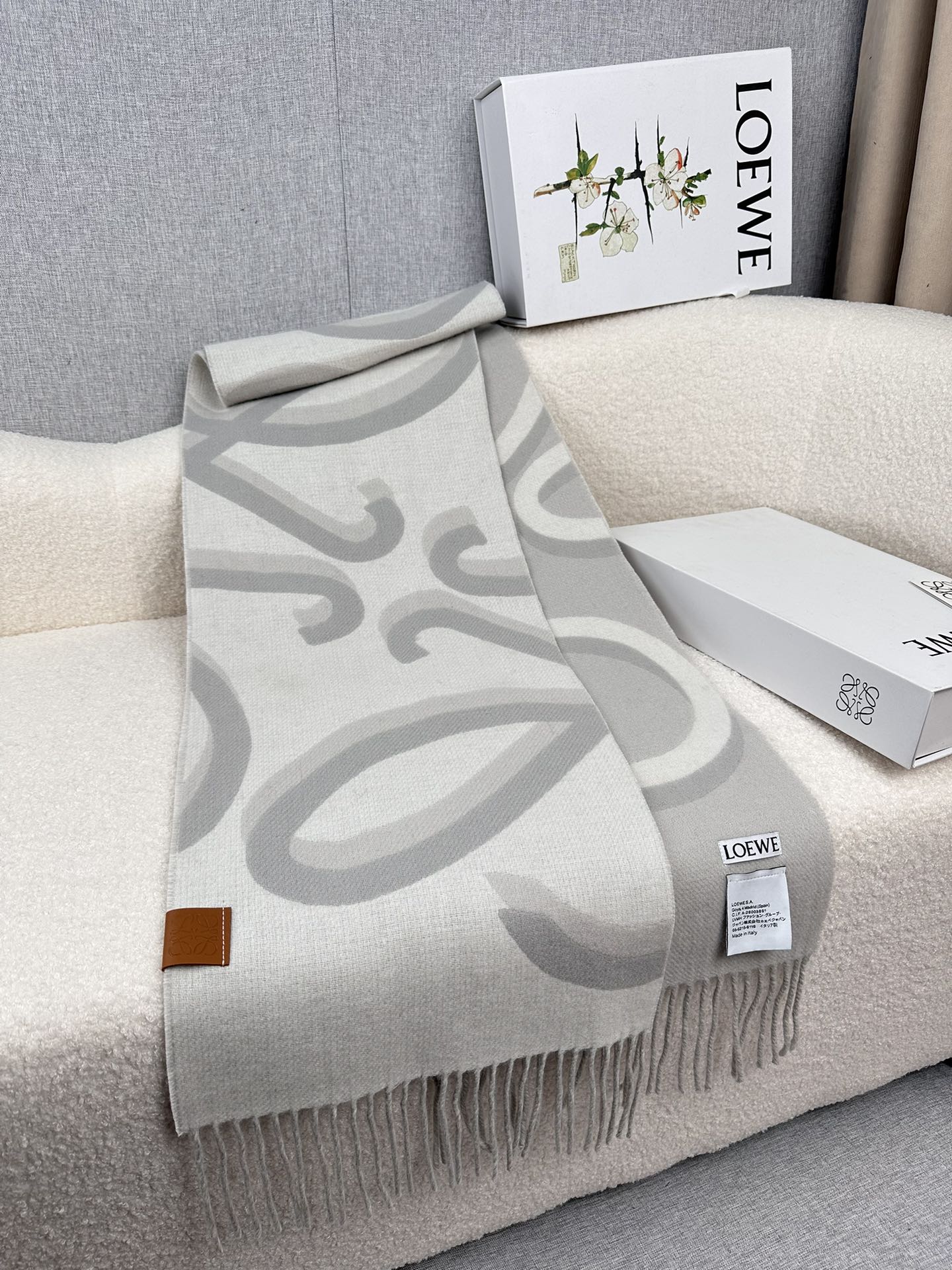 LOEWE 26S SCARF 180 IN CASHMERE 508522