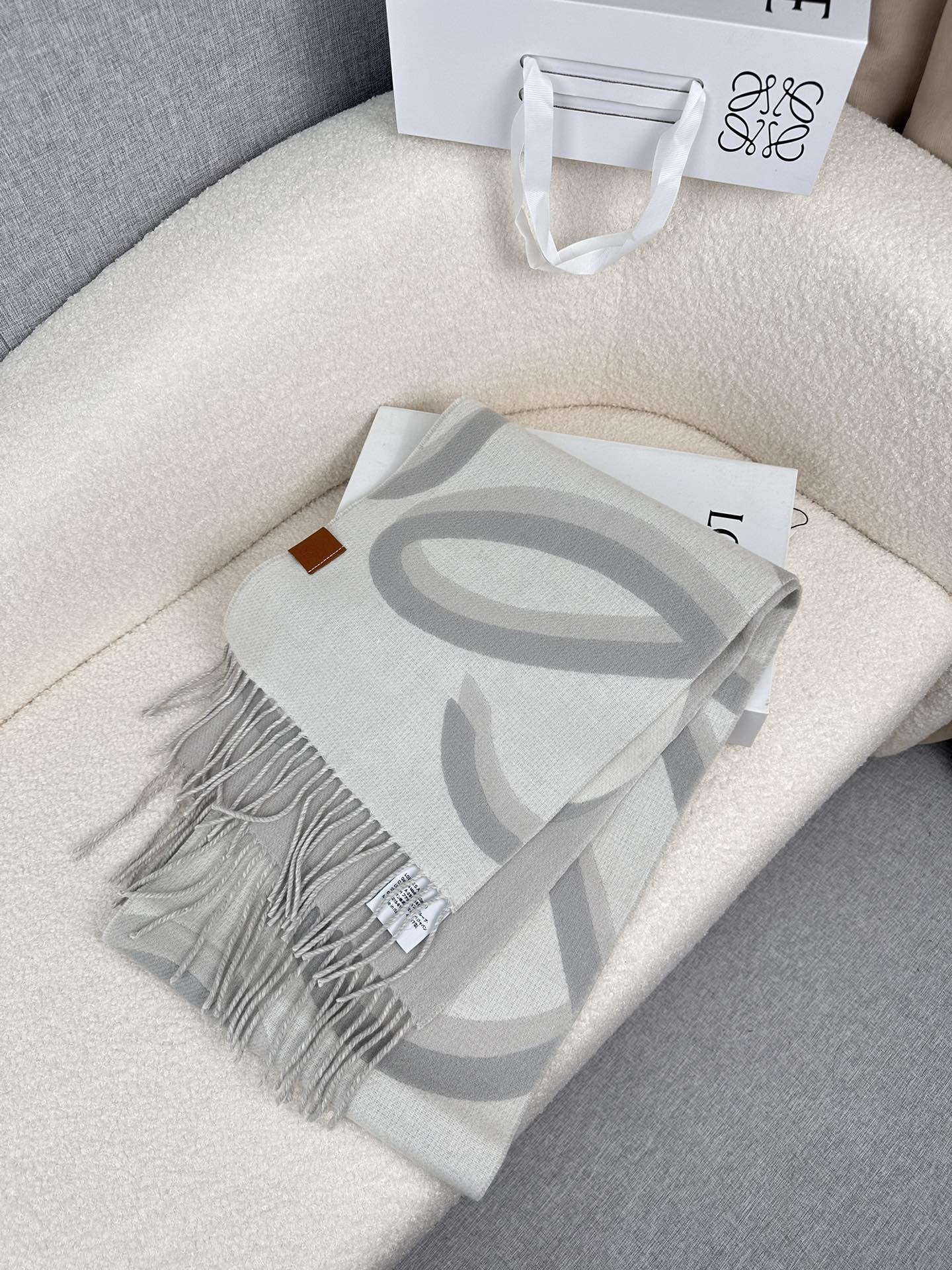 LOEWE 26S SCARF 180 IN CASHMERE 508522