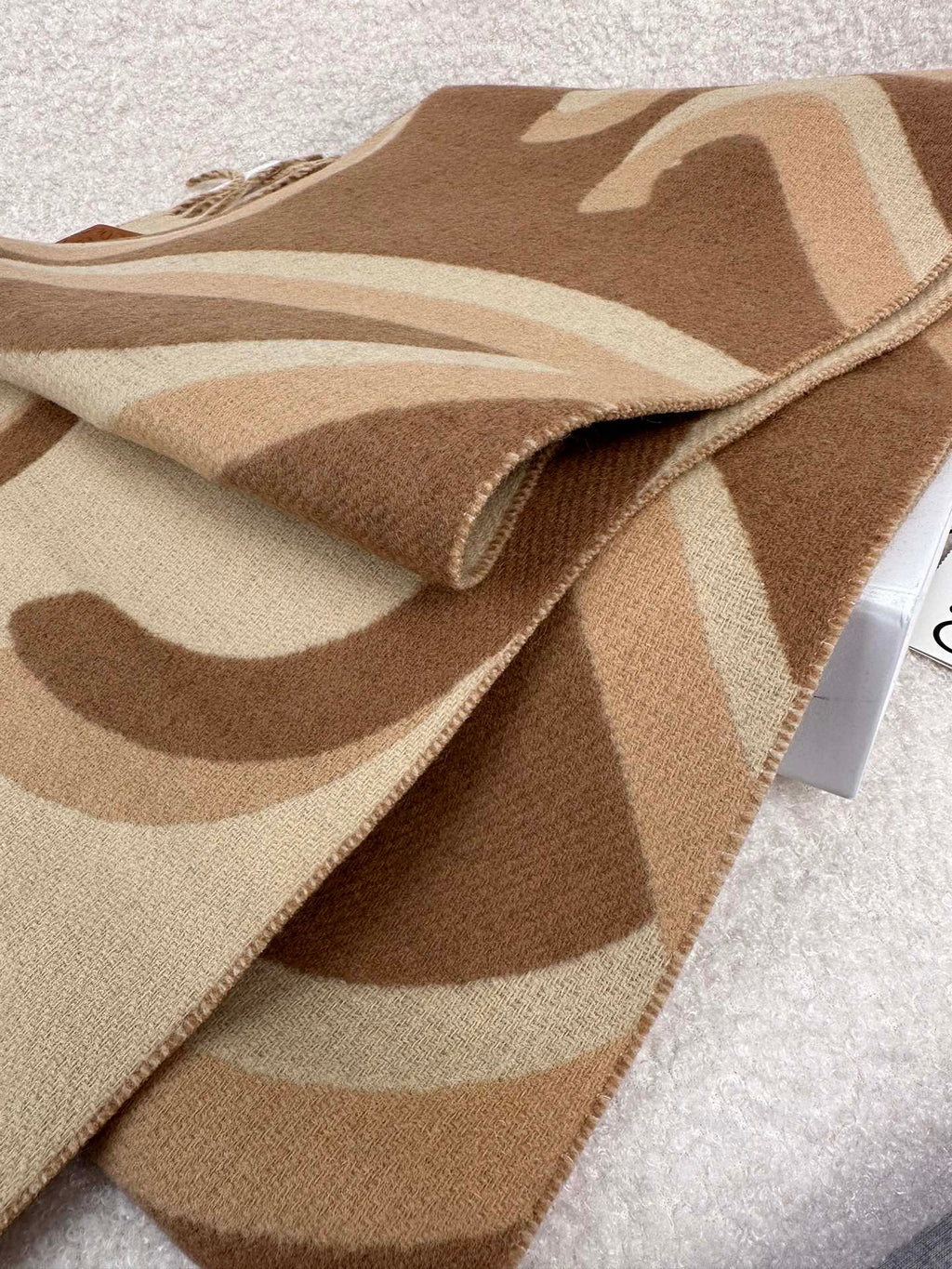 LOEWE 26S SCARF 180 IN CASHMERE 508523