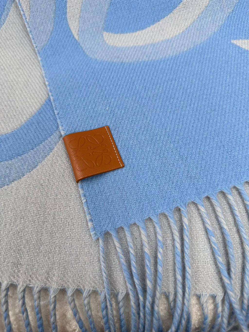 LOEWE 26S SCARF 180 IN CASHMERE 508524
