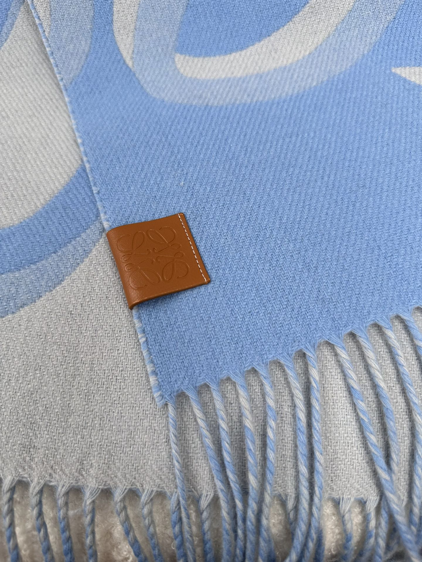LOEWE 26S SCARF 180 IN CASHMERE 508524