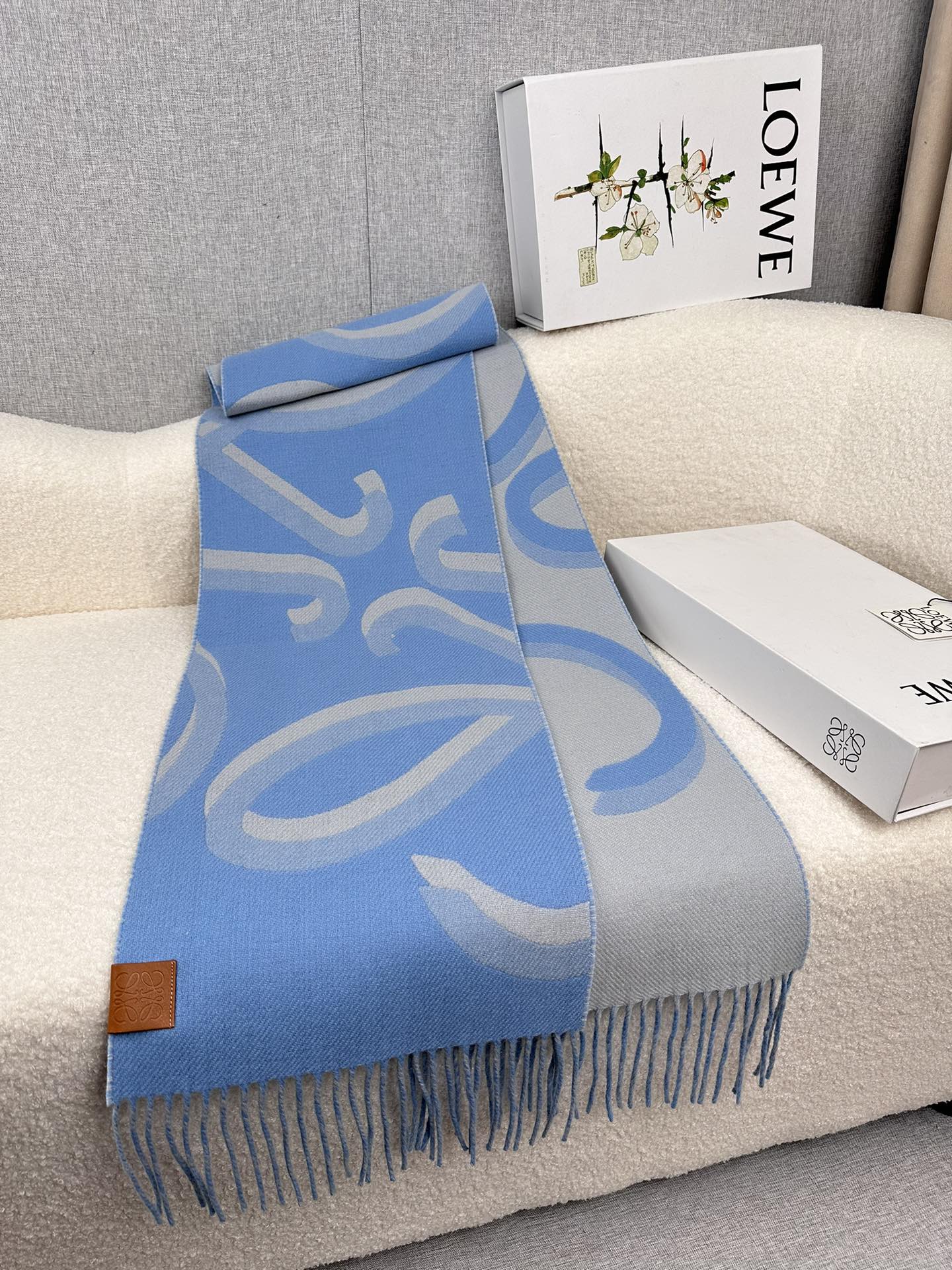 LOEWE 26S SCARF 180 IN CASHMERE 508524