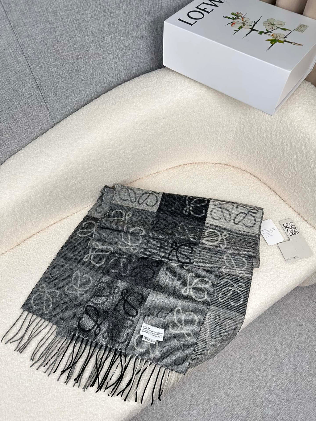 LOEWE 26S SCARF 200 IN CASHMERE 126267