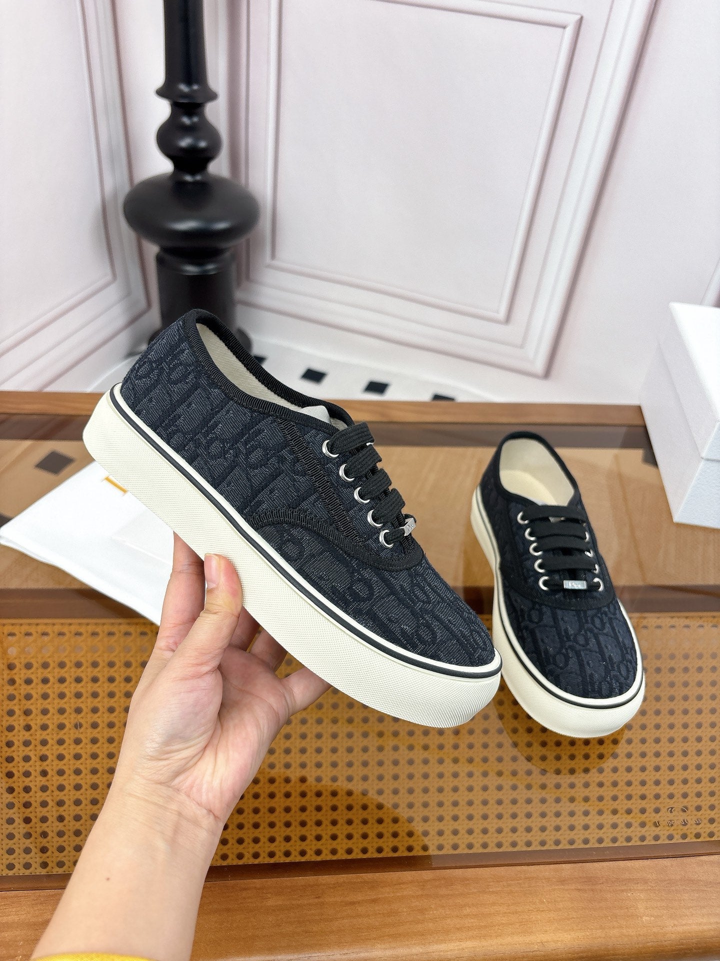 DIOR 26S LOW TOP SNEAKERS IN BLACK OBLIQUE CANVAS WITH RUBBER SOLE