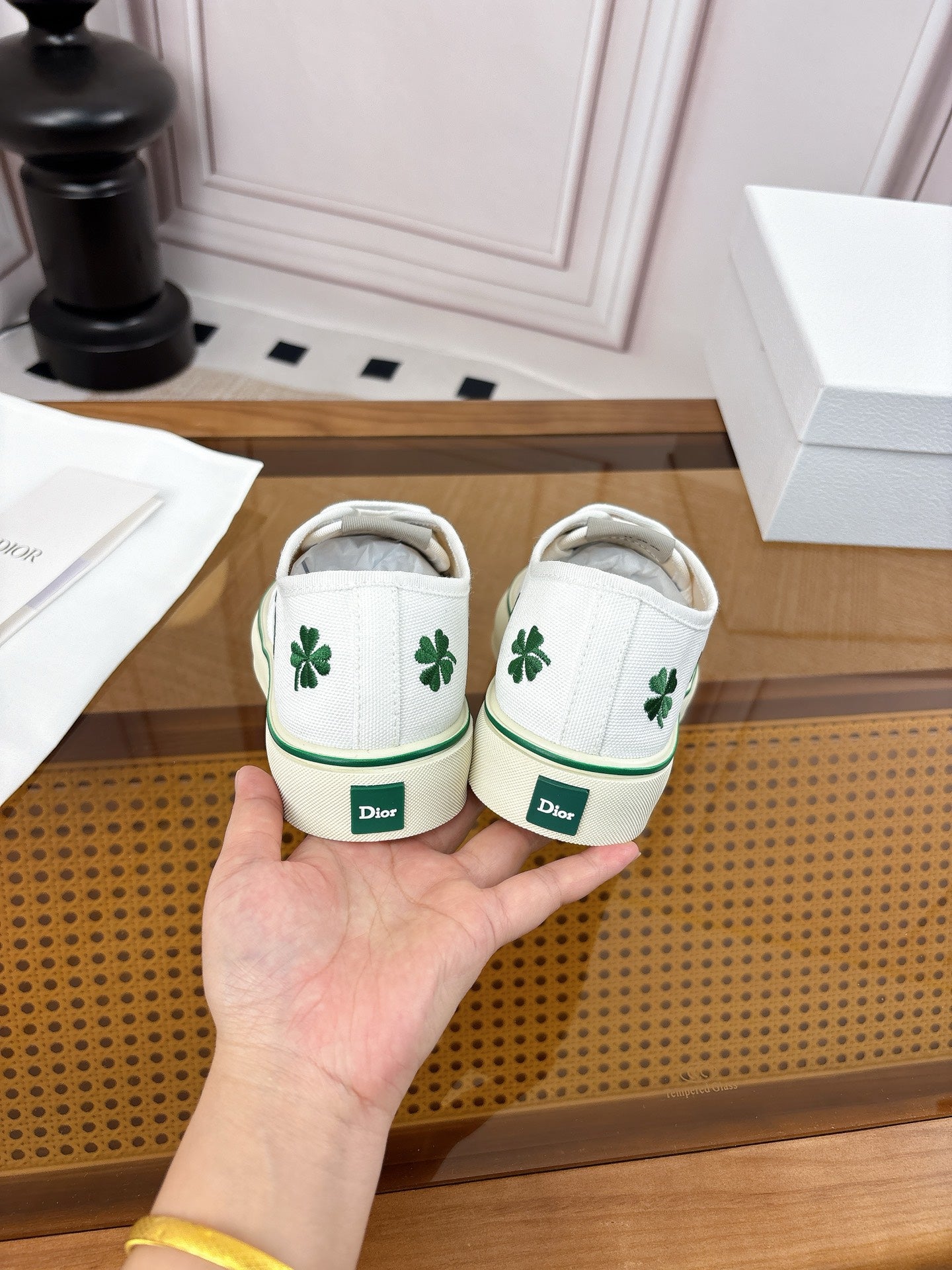 DIOR 26S LOW TOP SNEAKERS 35MM IN WHITE CANVAS WITH CLOVER EMBROIDERY