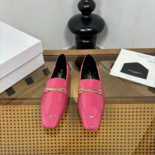 YSL 26S SQUARE-TOE LOAFERS IN PINK GLOSSY CALFSKIN WITH METAL BAR