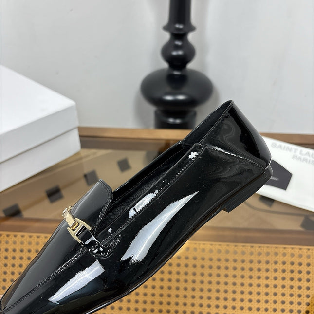 YSL 26S SQUARE-TOE LOAFERS IN BLACK GLOSSY CALFSKIN WITH METAL BAR