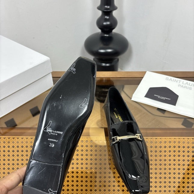 YSL 26S SQUARE-TOE LOAFERS IN BLACK GLOSSY CALFSKIN WITH METAL BAR