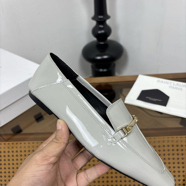 YSL 26S SQUARE-TOE LOAFERS IN LIGHT GREY GLOSSY CALFSKIN WITH METAL BAR