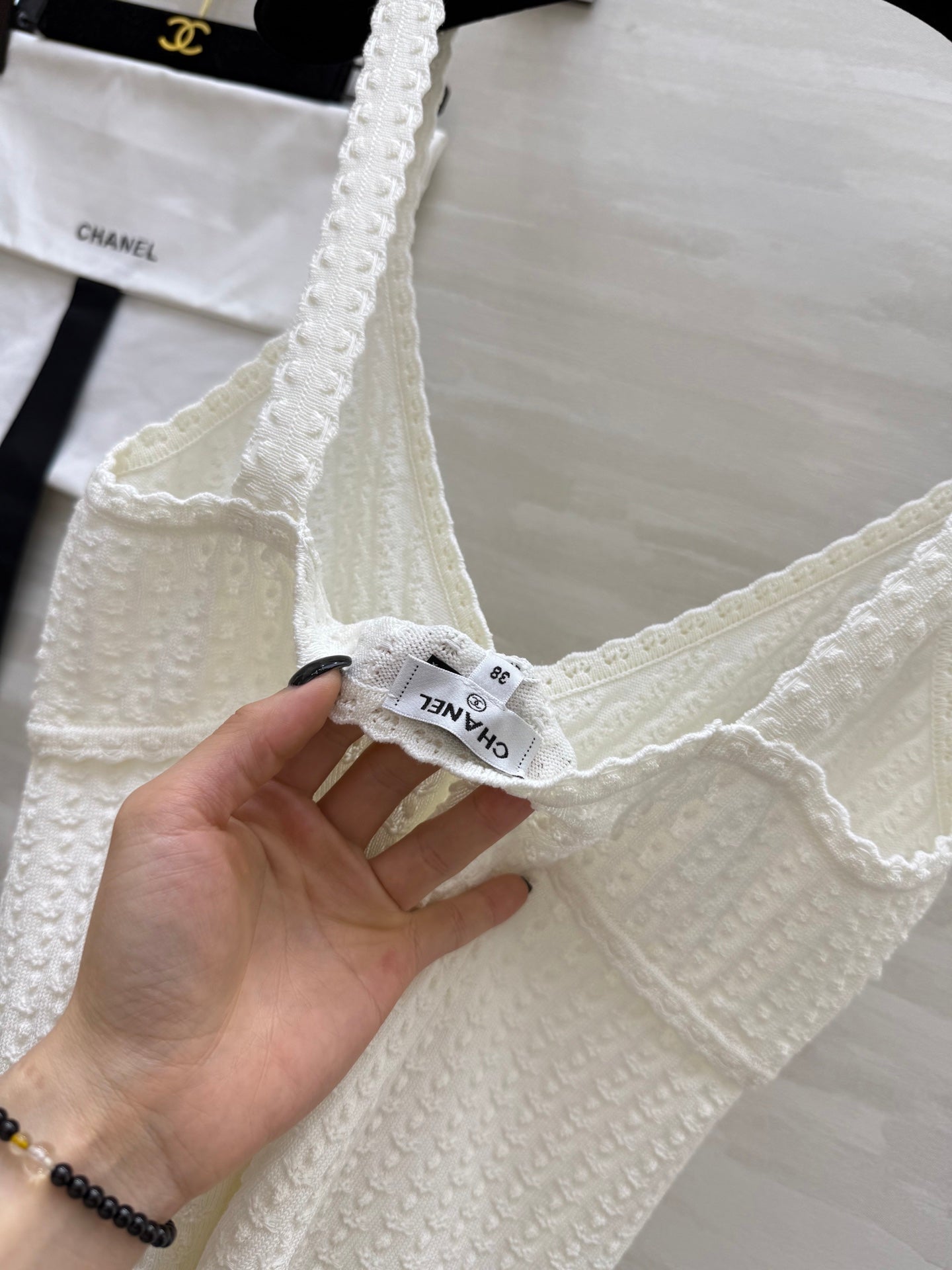 CHANEL WHITE SPAGHETTI STRAP TOP 265024
