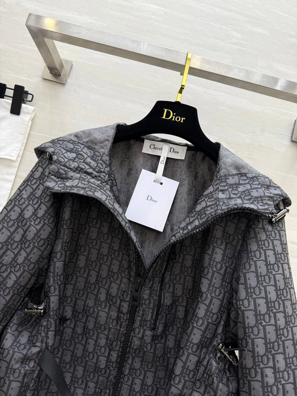 DIOR 25S CROPPED HOODED JACKET STYLE 051
