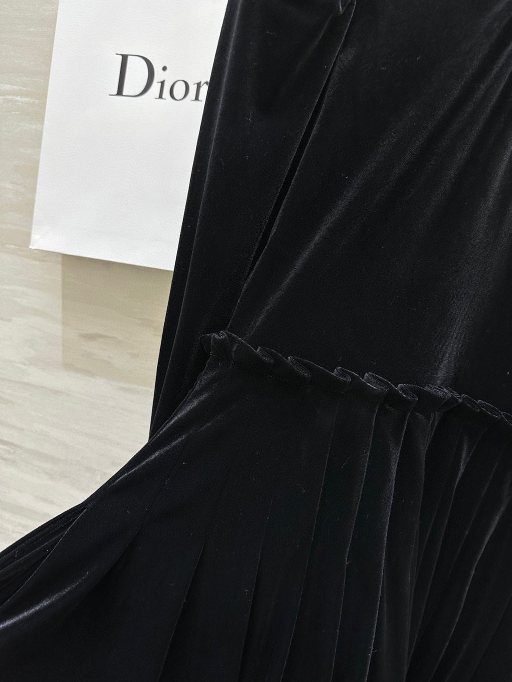 DIOR 25S LONG-SLEEVED VELVET DRESS STYLE 266