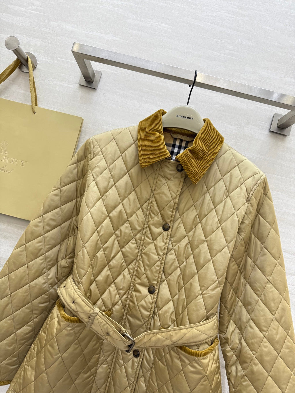 BURBERRY 25S DOWN JACKET 094