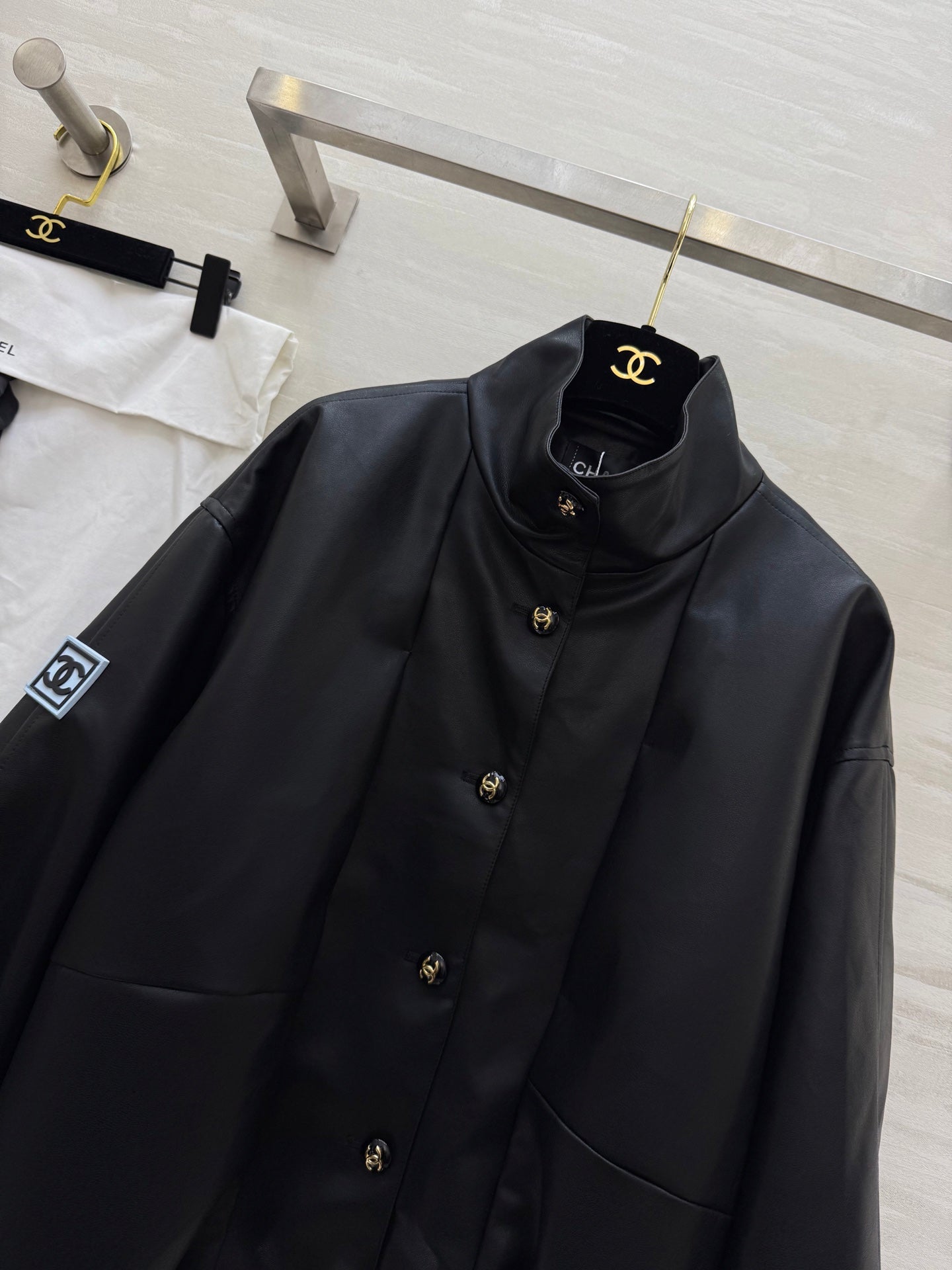 CHANEL 25S STAND-COLLAR LEATHER JACKET 291