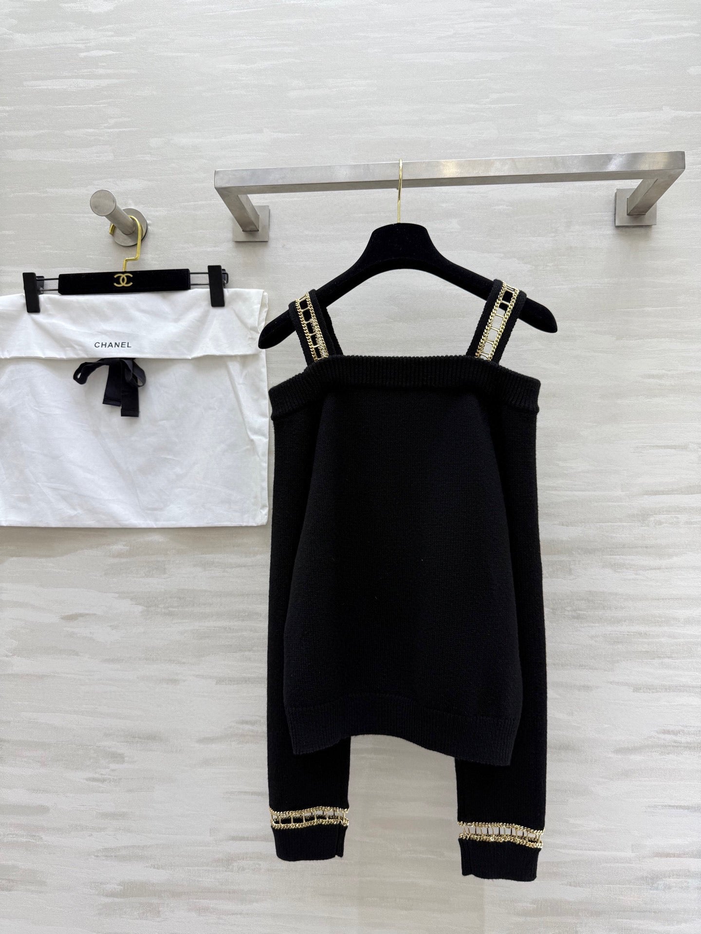 CHANEL 25S CASHMERE CAMISOLE 472
