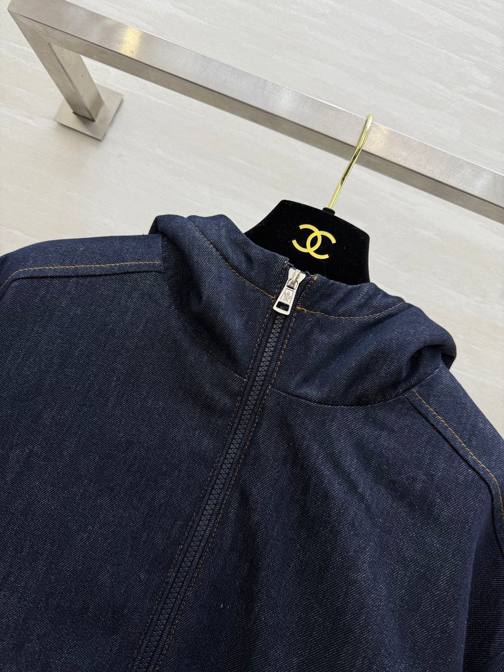 MONCLER 25S COTTON DENIM HOODED JACKET 345