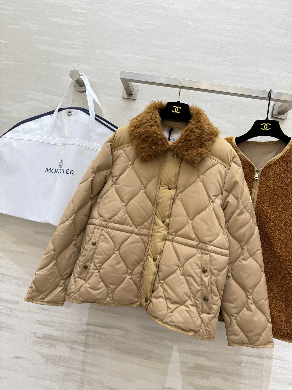 MONCLER 25S DOWN JACKET 304