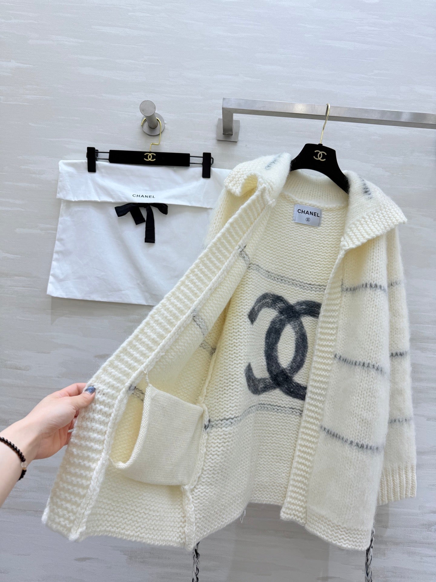 CHANEL 26S SHEARLING JACKET 743