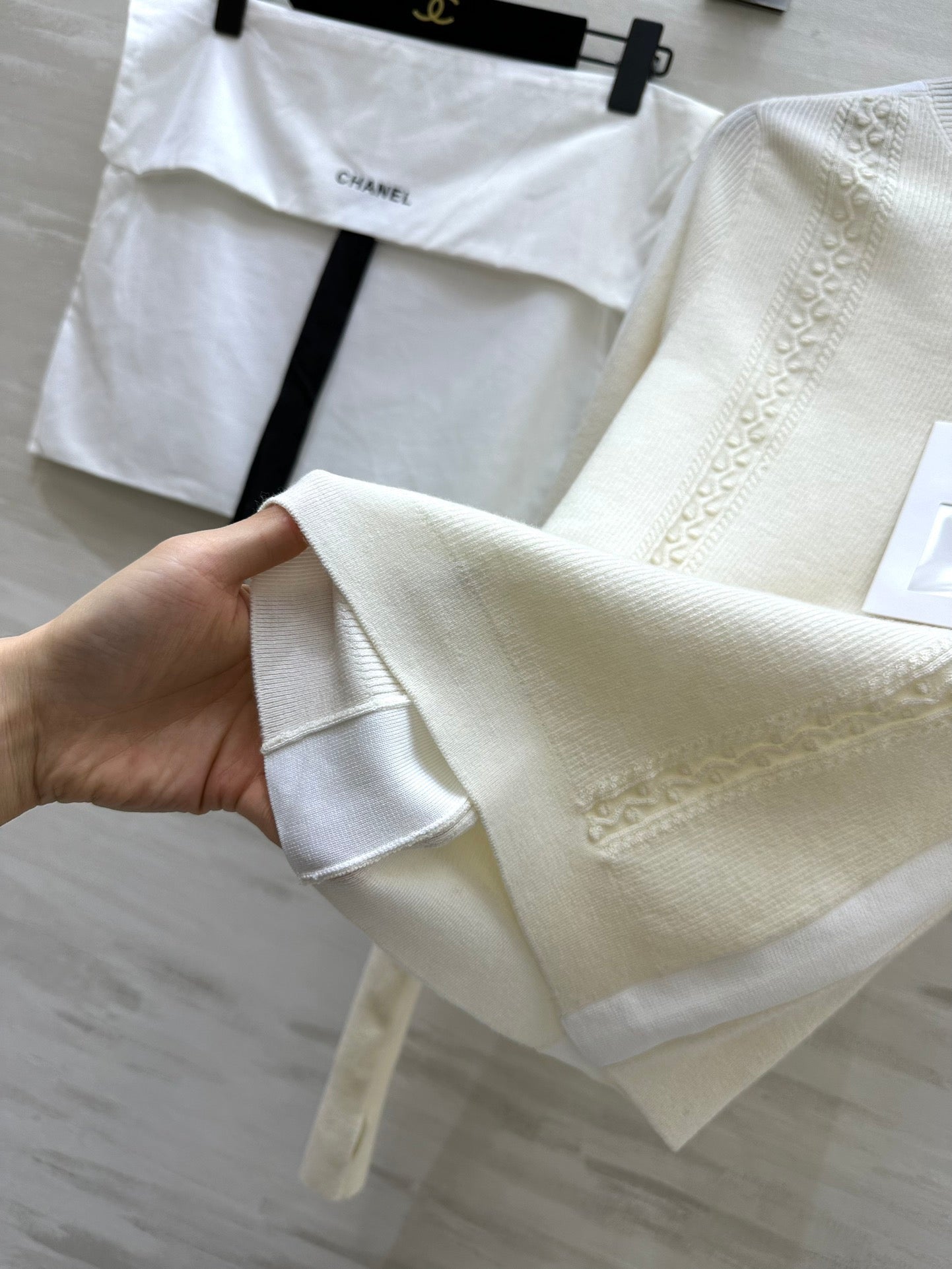 CHANEL 26S TURTLENECK SWEATER 679