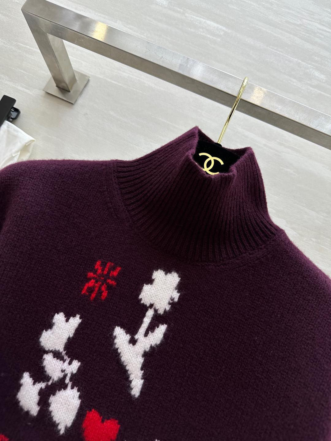 CHANEL 26S TURTLENECK SWEATER 678
