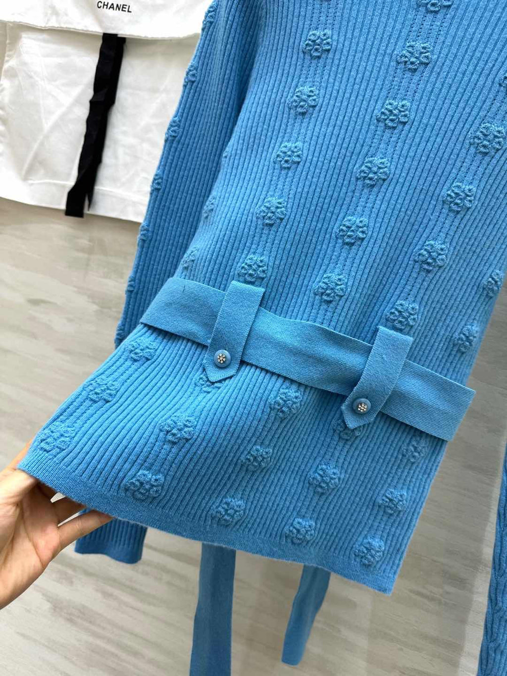 CHANEL 26S SWEATER 675