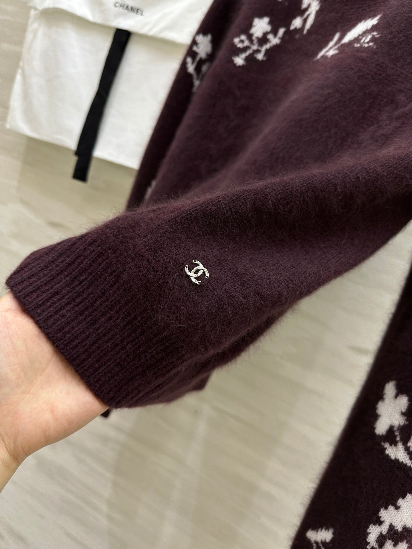 CHANEL 26S SWEATER 673