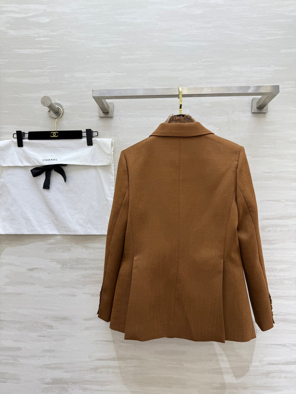 CHANEL 26S LACE-TRIMMED BLAZER 810