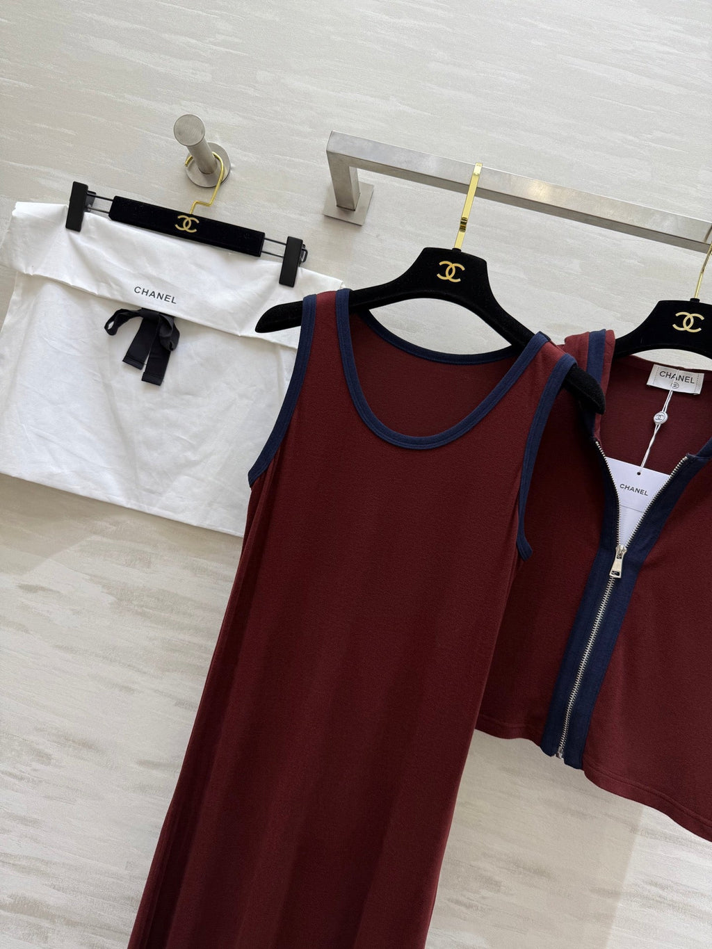 CHANEL 26S JACKET AND SLEEVELESS DRESS SET 962