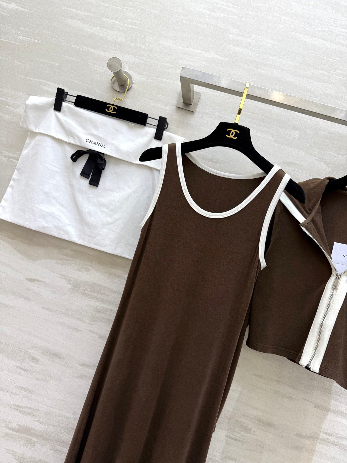 CHANEL 26S JACKET AND SLEEVELESS DRESS SET 961