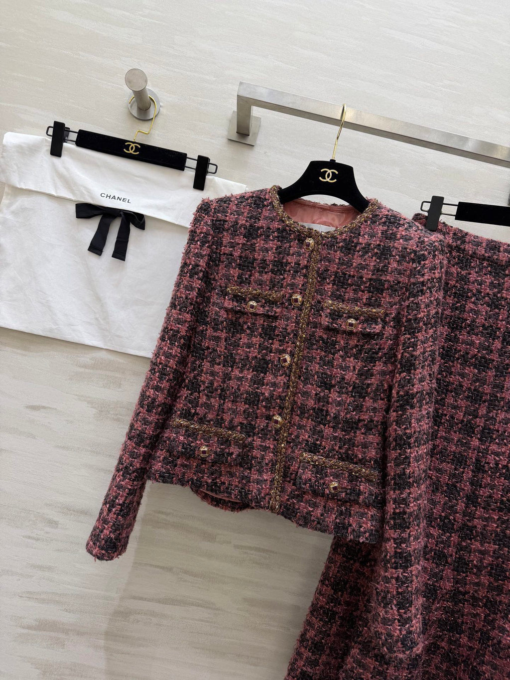 CHANEL 26S WOOL JACKET AND SKIRT SET 925