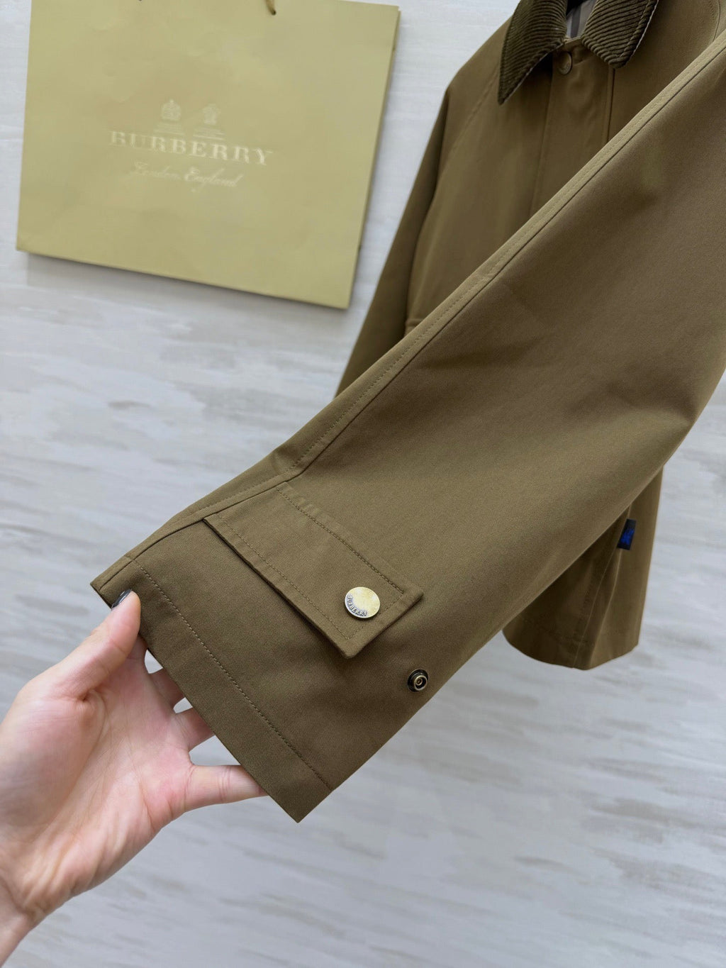 BURBERRY 26S JACKET 406