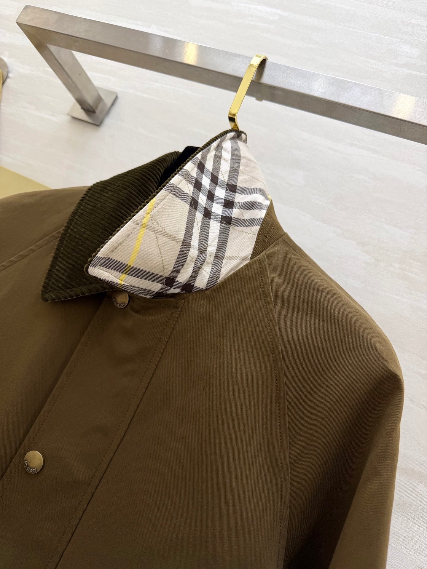 BURBERRY 26S JACKET 406