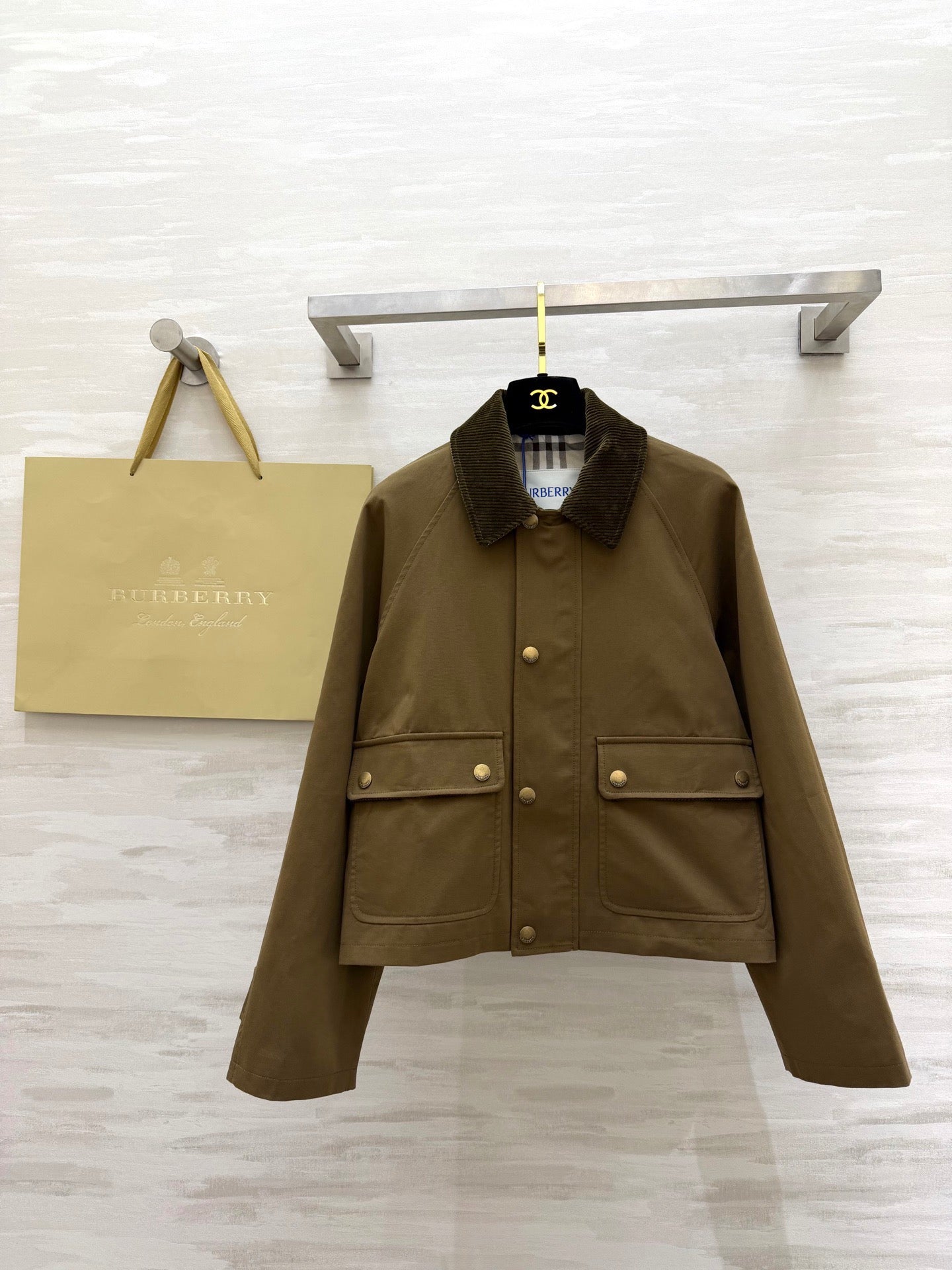 BURBERRY 26S JACKET 406