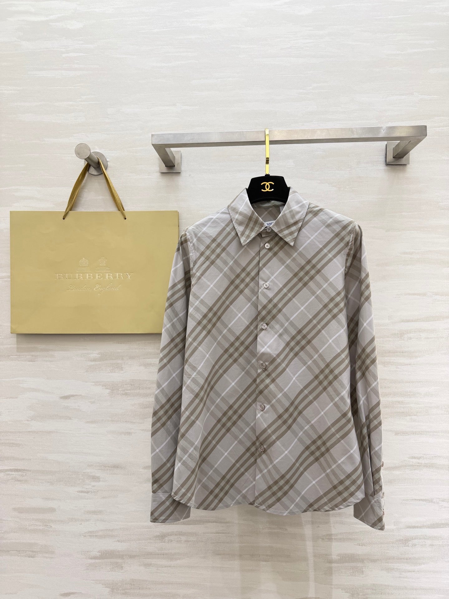 BURBERRY 26S SHIRT 402