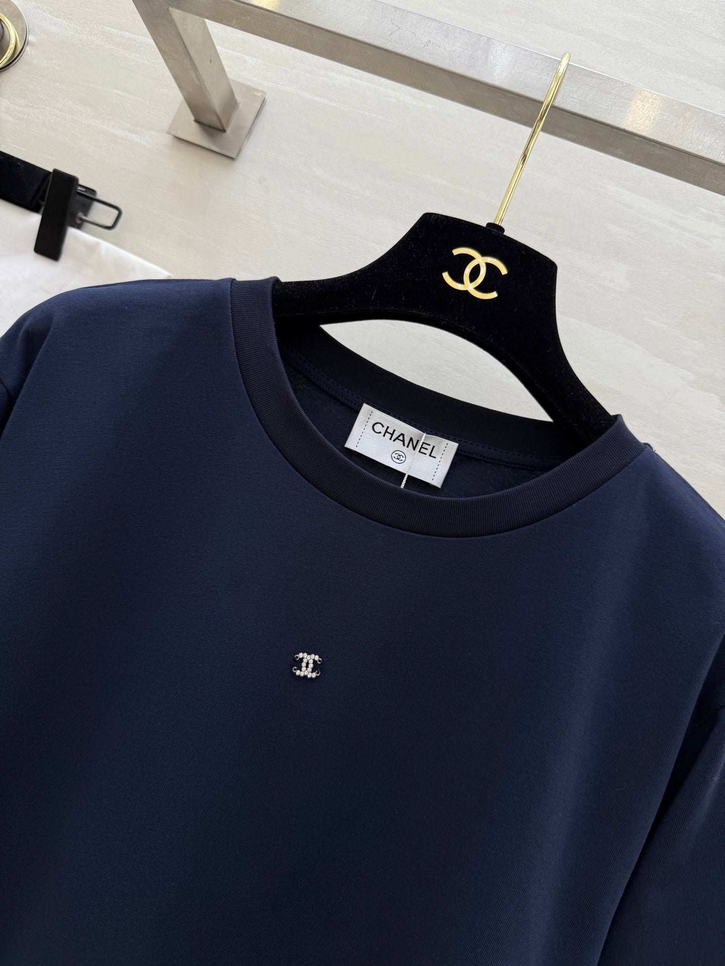 CHANEL 26S LONG-SLEEVE T-SHIRT 975