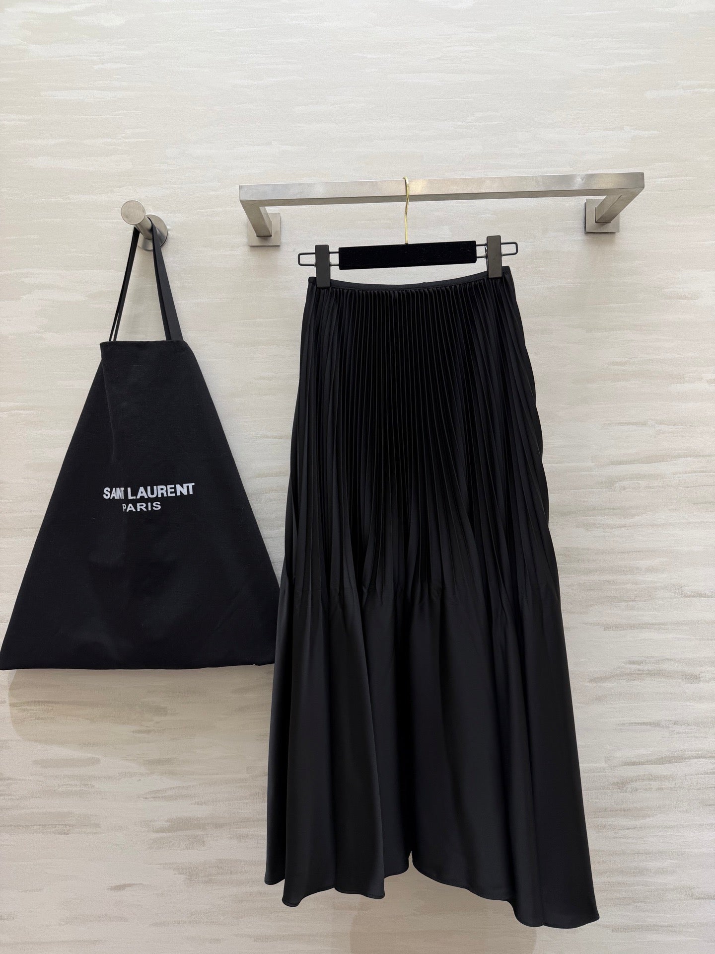 YSL 26S PLEATED MIDI SKIRT 267