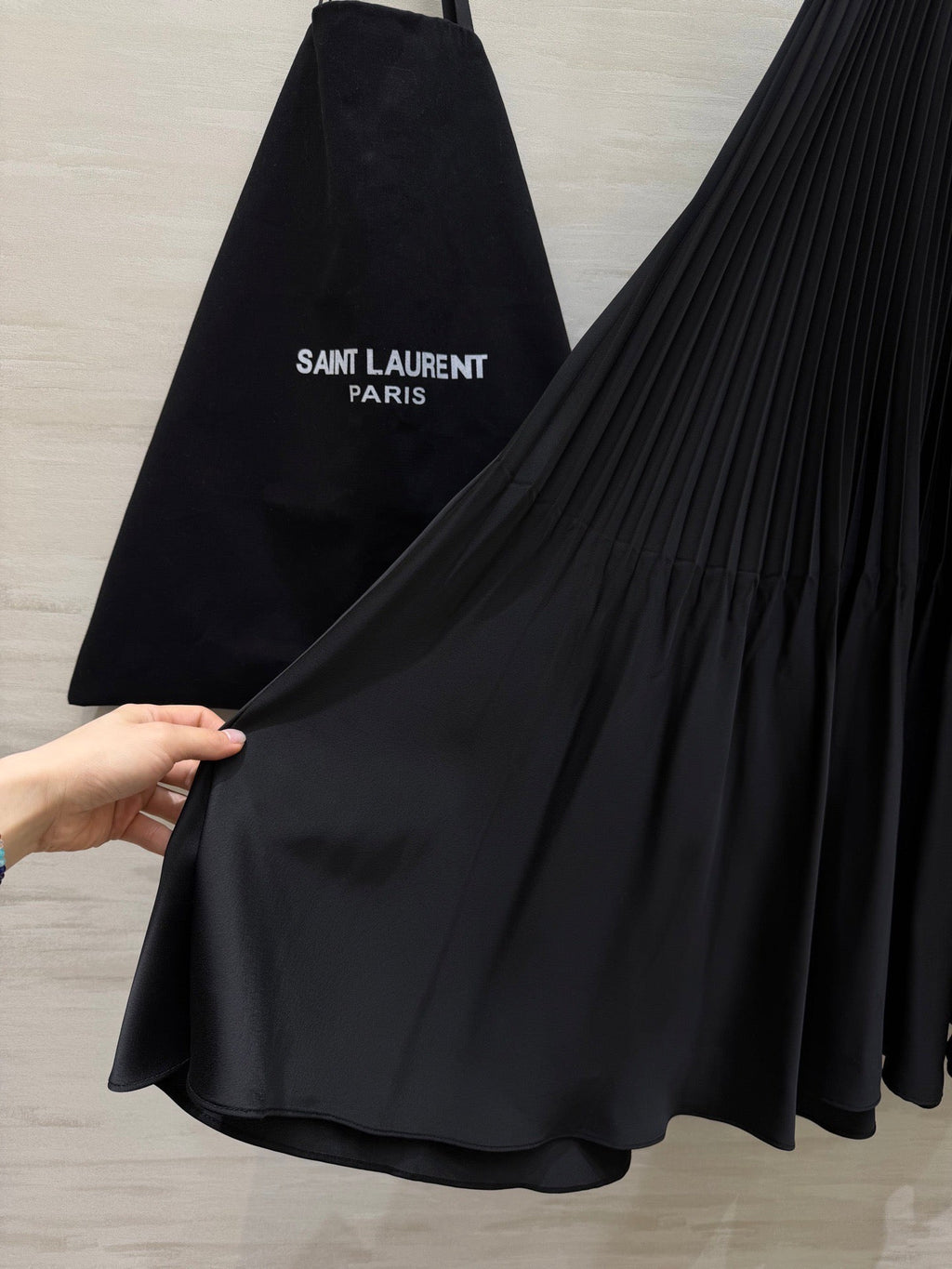 YSL 26S PLEATED MIDI SKIRT 267