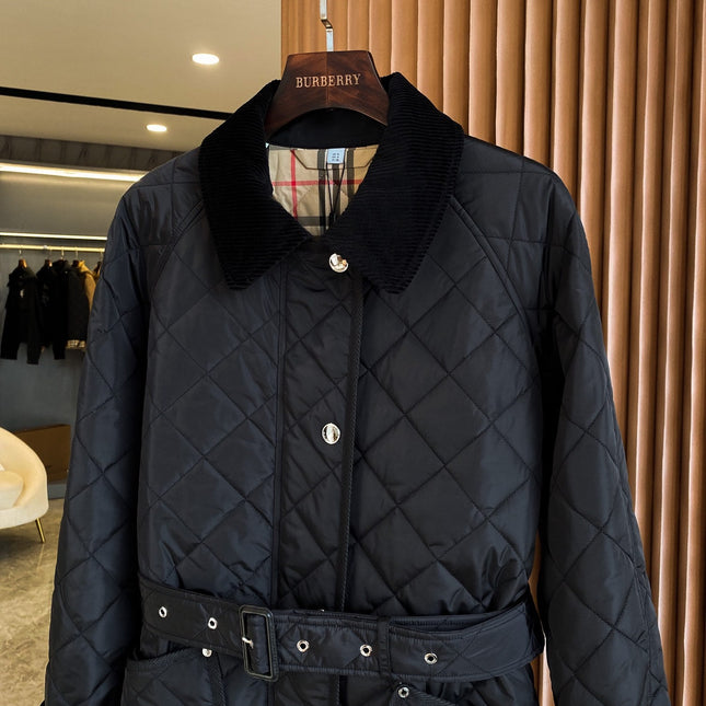 BURBERRY 26S BELTED QUILTED JACKET 511