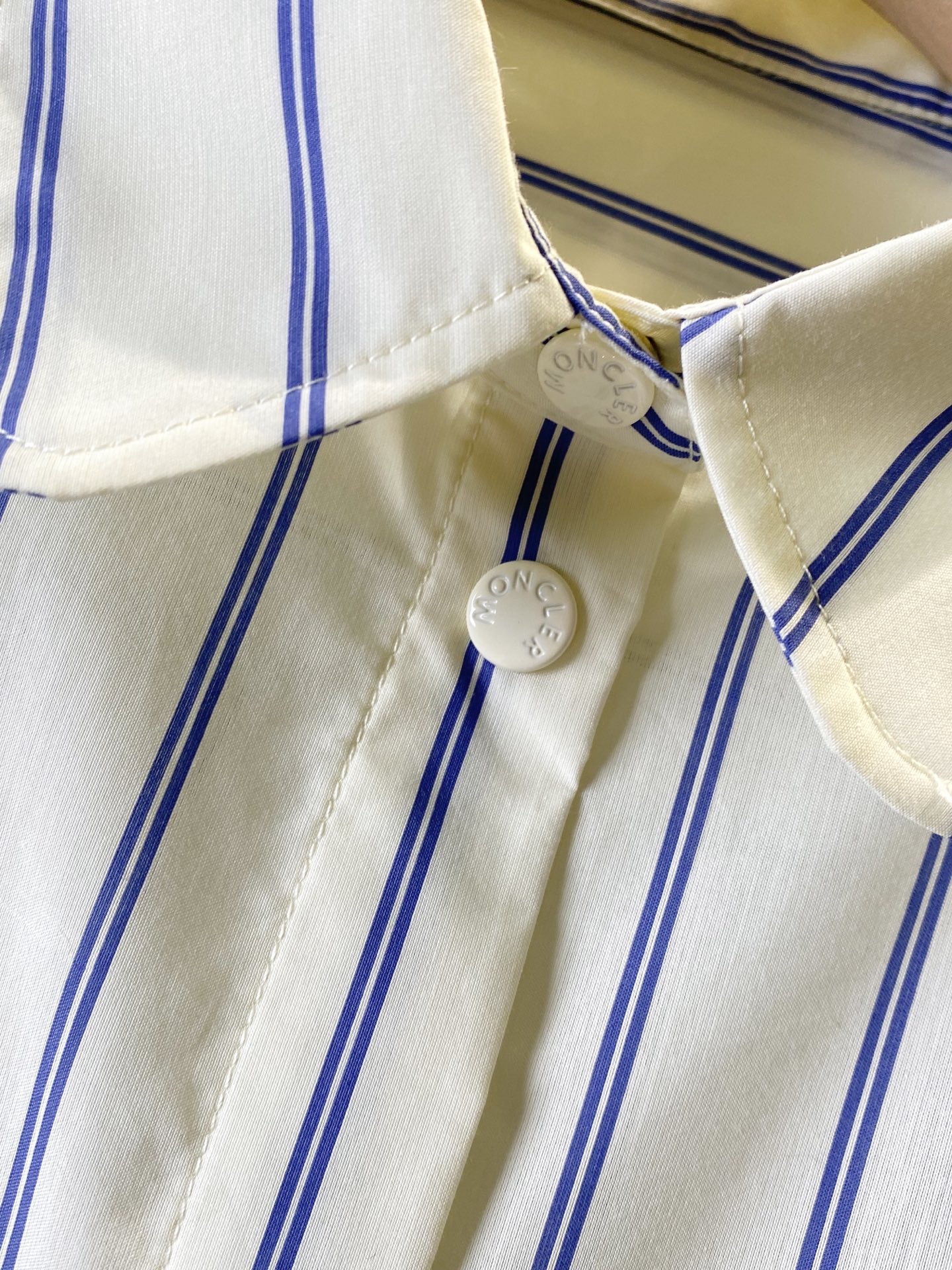 MONCLER 26S STRIPED LONG-SLEEVE SHIRT 679