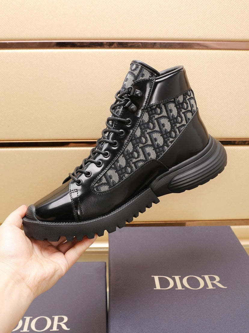 CD COMBAT ANKLE BOOT BLACK AND BEIGE POLISHED CALFSKIN