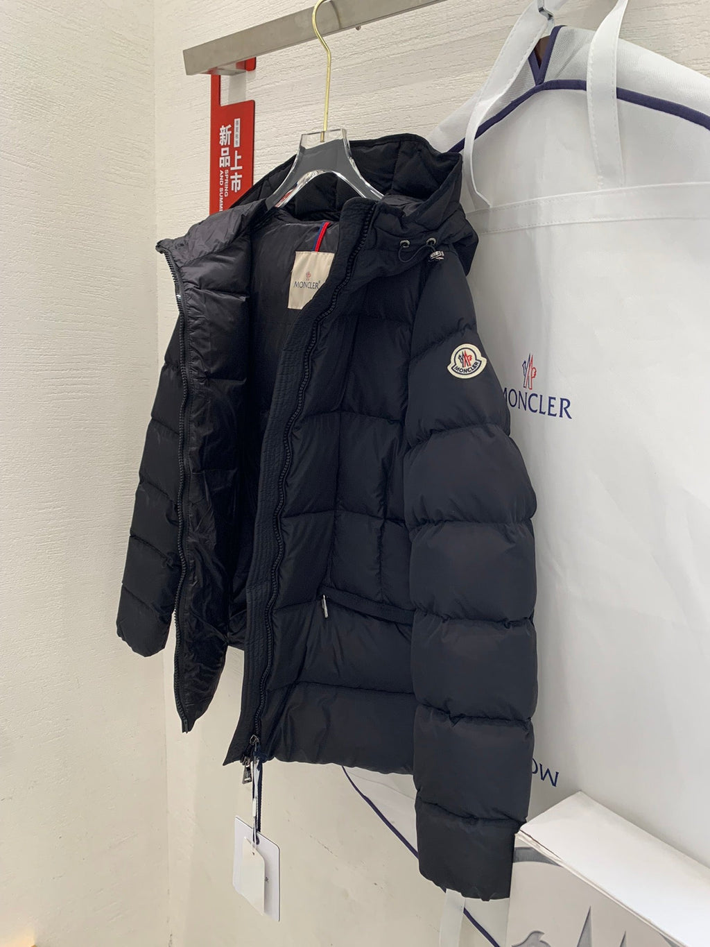 MONCLER 25S PUFFER JACKET 278