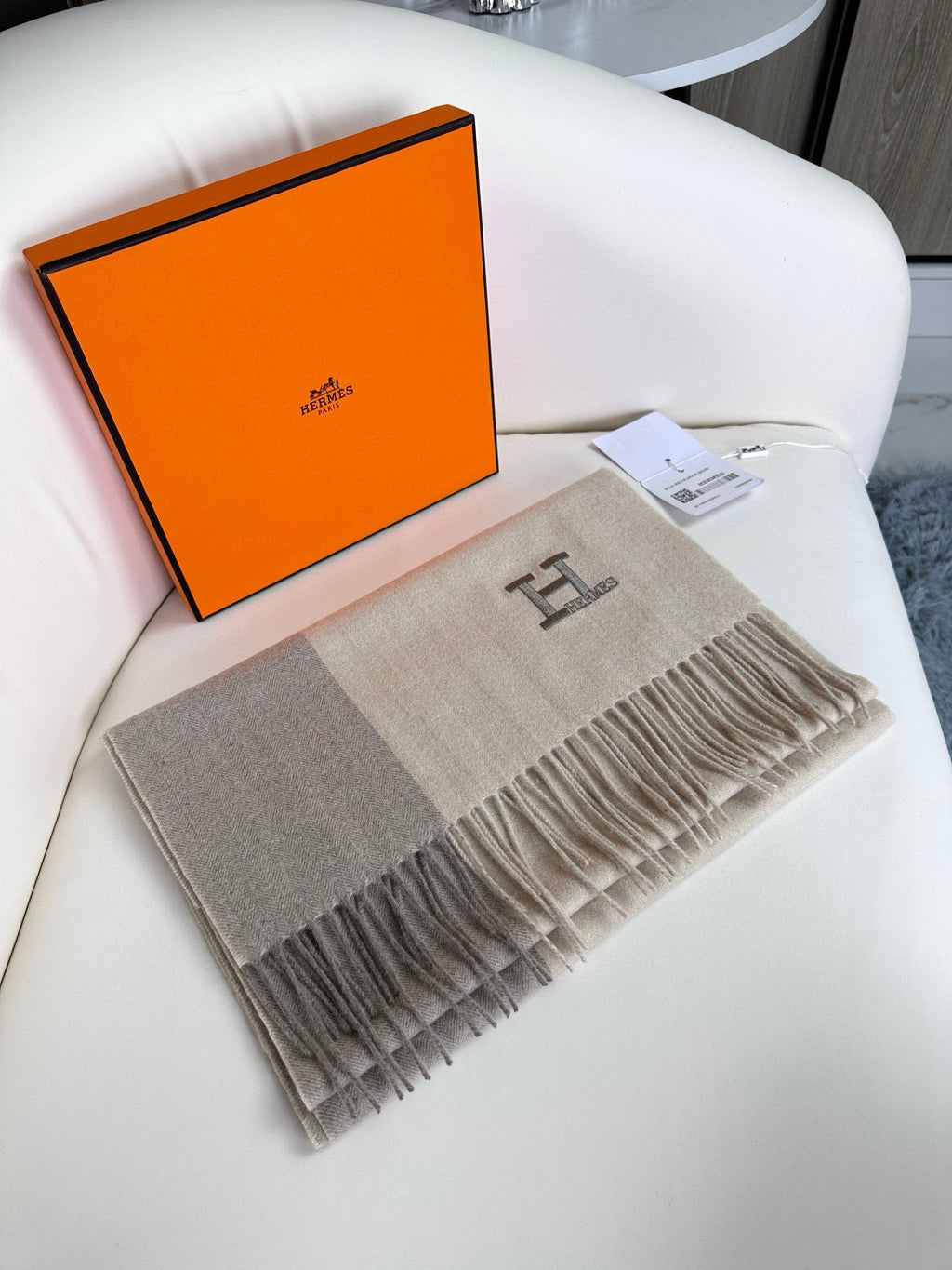 HERMES 26S LONG SCARF 190 IN CASHMERE 309794