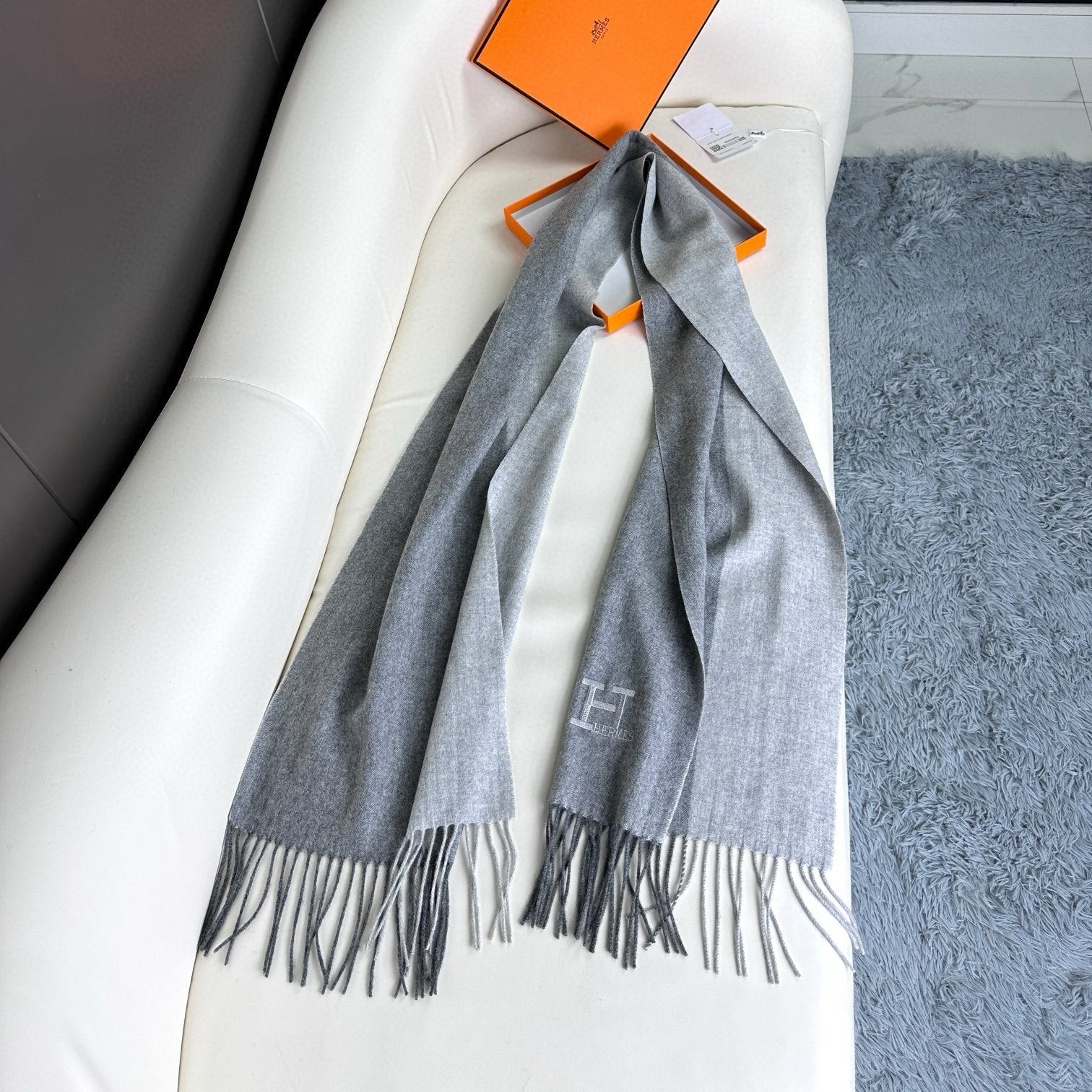 HERMES 26S LONG SCARF 190 IN CASHMERE 309793
