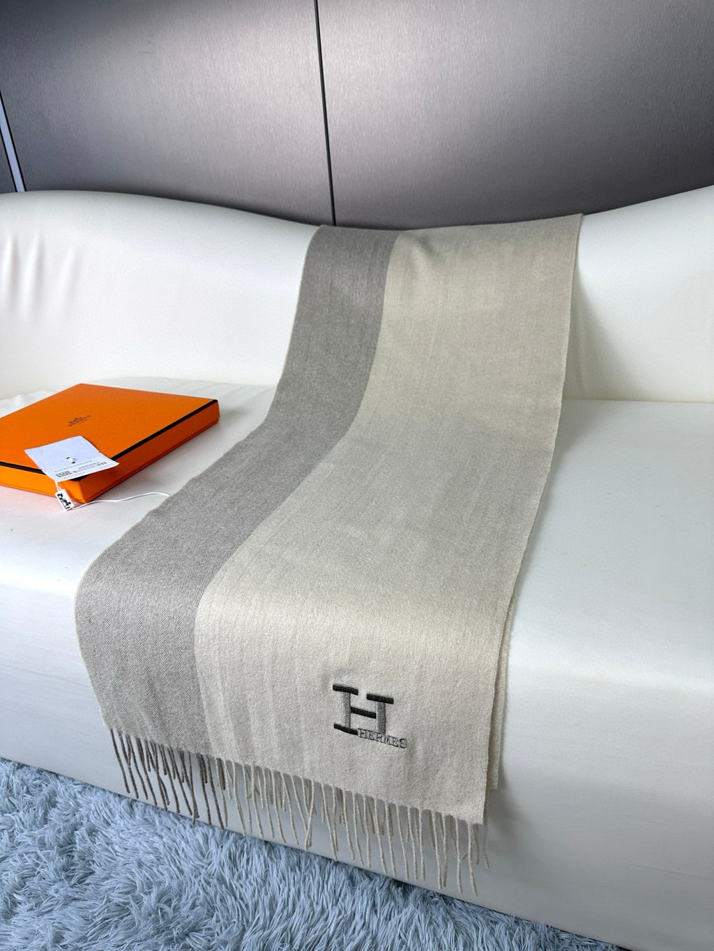 HERMES 26S LONG SCARF 190 IN CASHMERE 309794