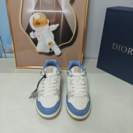 DIOR 26S LOW-TOP SNEAKER IN WHITE AND LIGHT BLUE CALFSKIN
