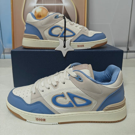 DIOR 26S LOW-TOP SNEAKER IN WHITE AND LIGHT BLUE CALFSKIN