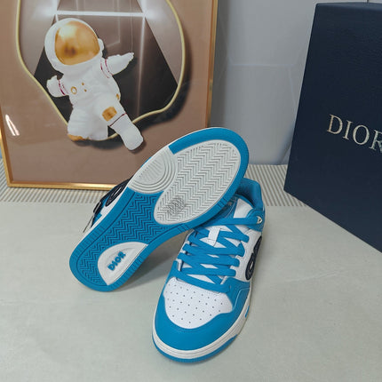 DIOR 26S LOW-TOP SNEAKER IN BLUE AND WHITE CALFSKIN