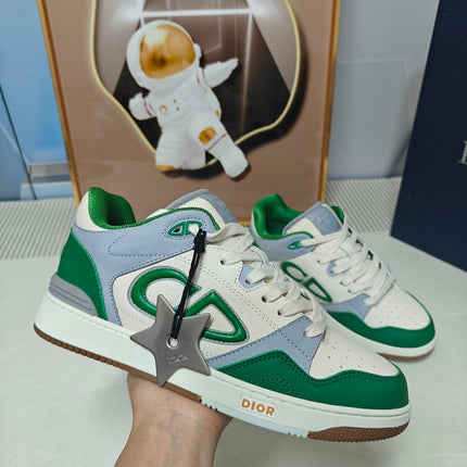 DIOR 26S LOW-TOP SNEAKER IN WHITE AND GREEN CALFSKIN