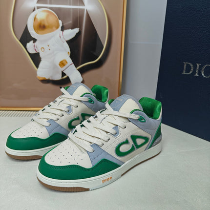 DIOR 26S LOW-TOP SNEAKER IN WHITE AND GREEN CALFSKIN